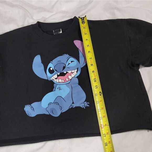 Disney stitch slightly cropped sweater - Picture 7 of 11